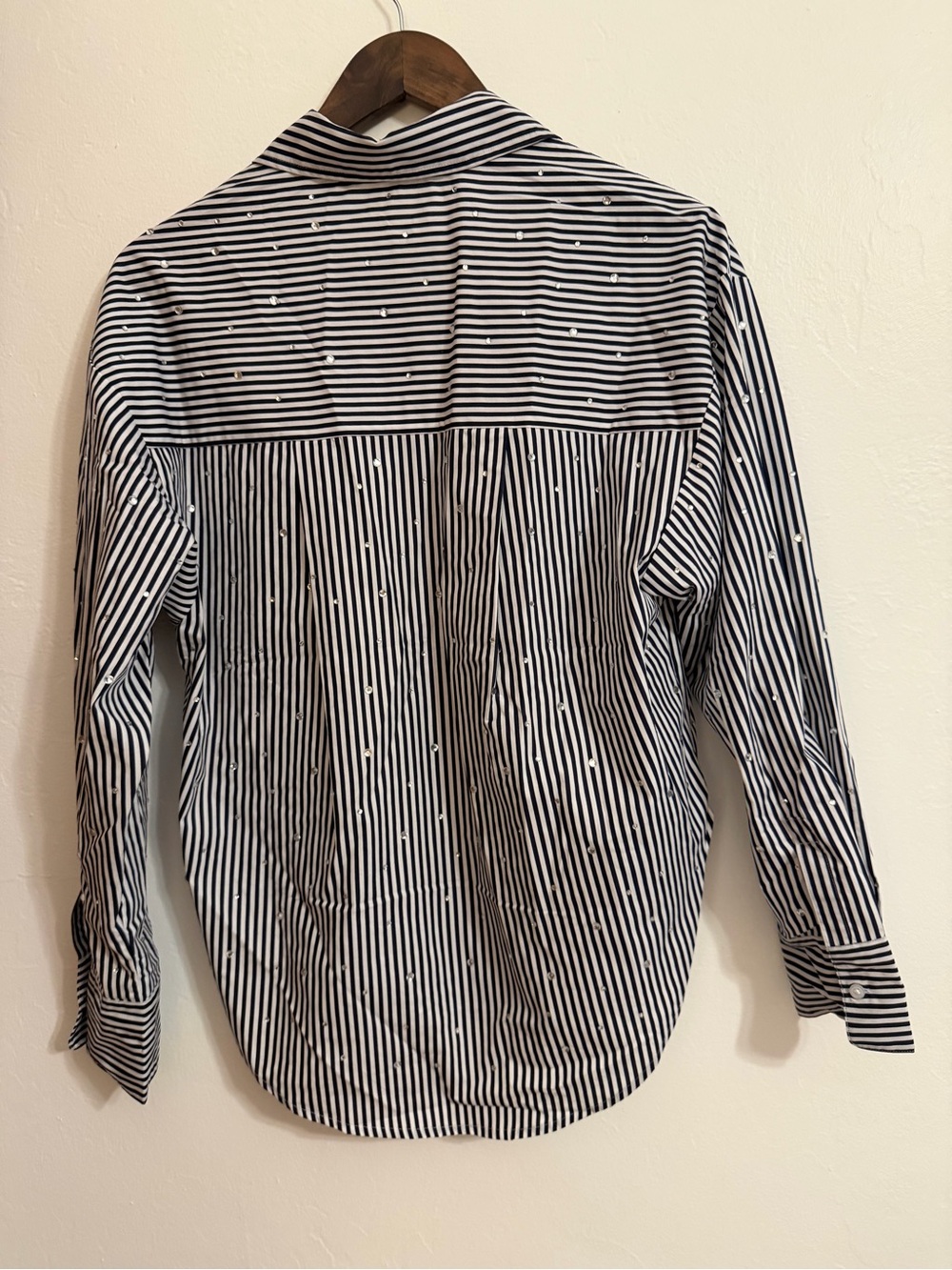 Express button down - Picture 2 of 4